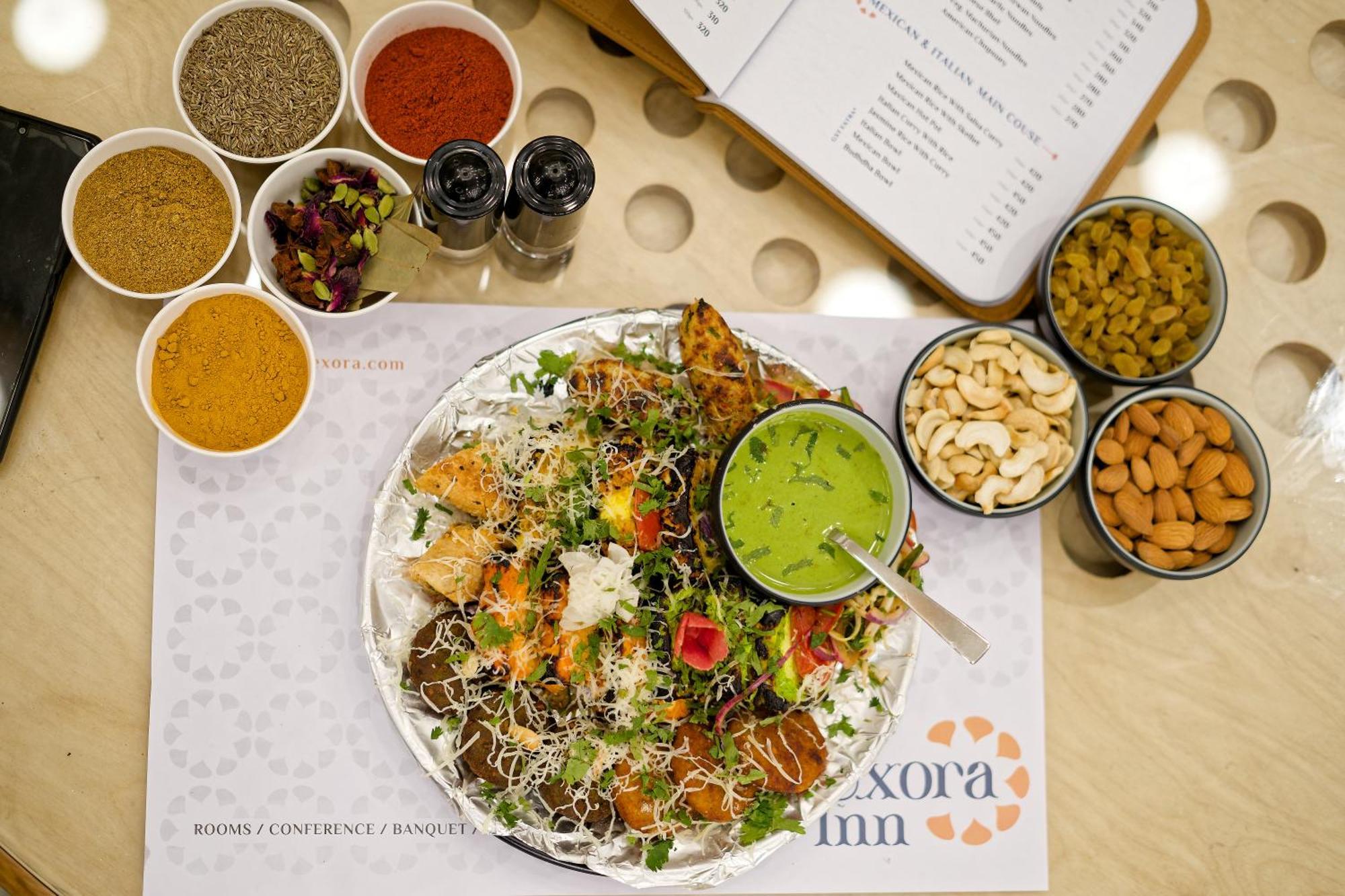 Exora Inn Ahmedabad Luaran gambar