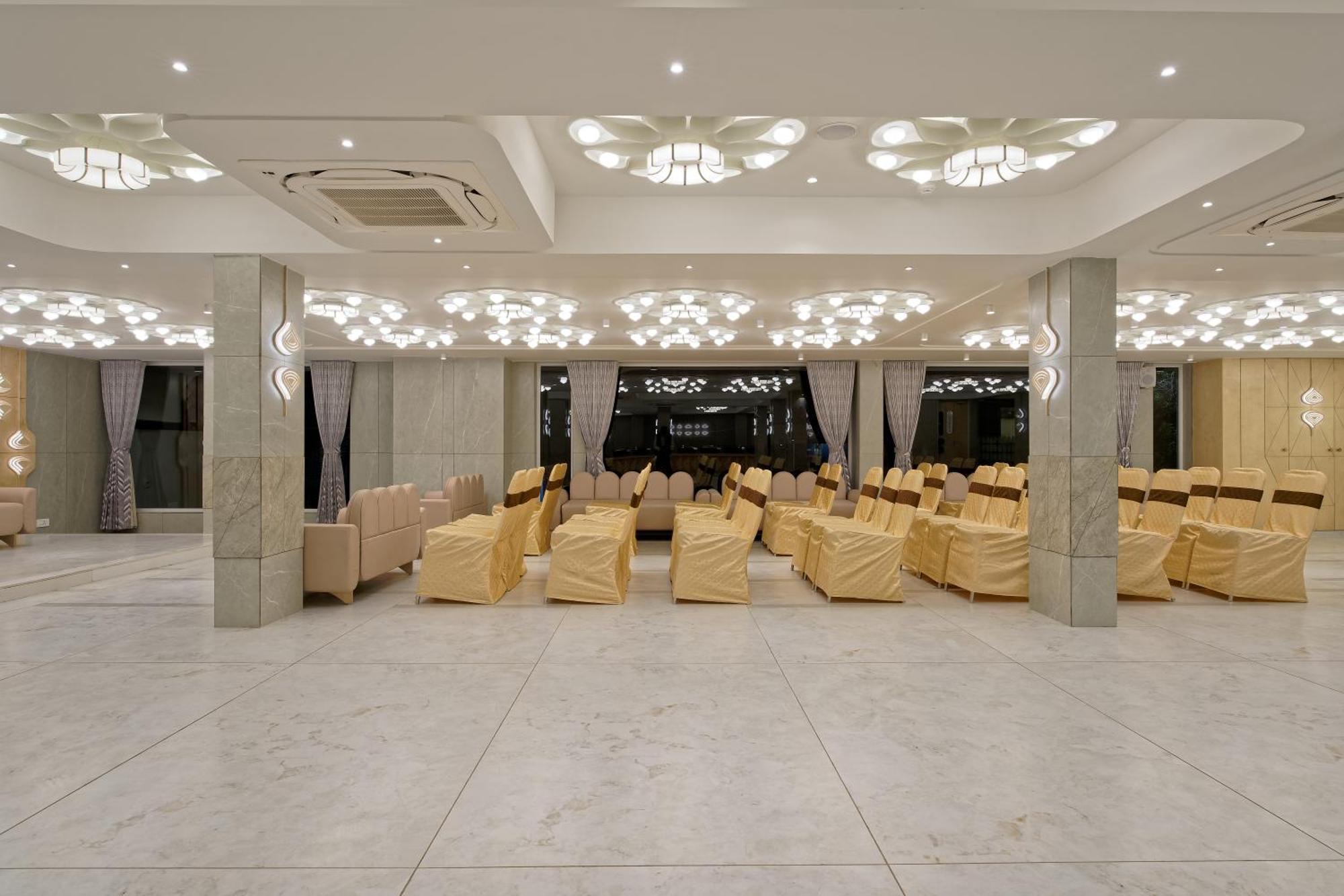 Exora Inn Ahmedabad Luaran gambar