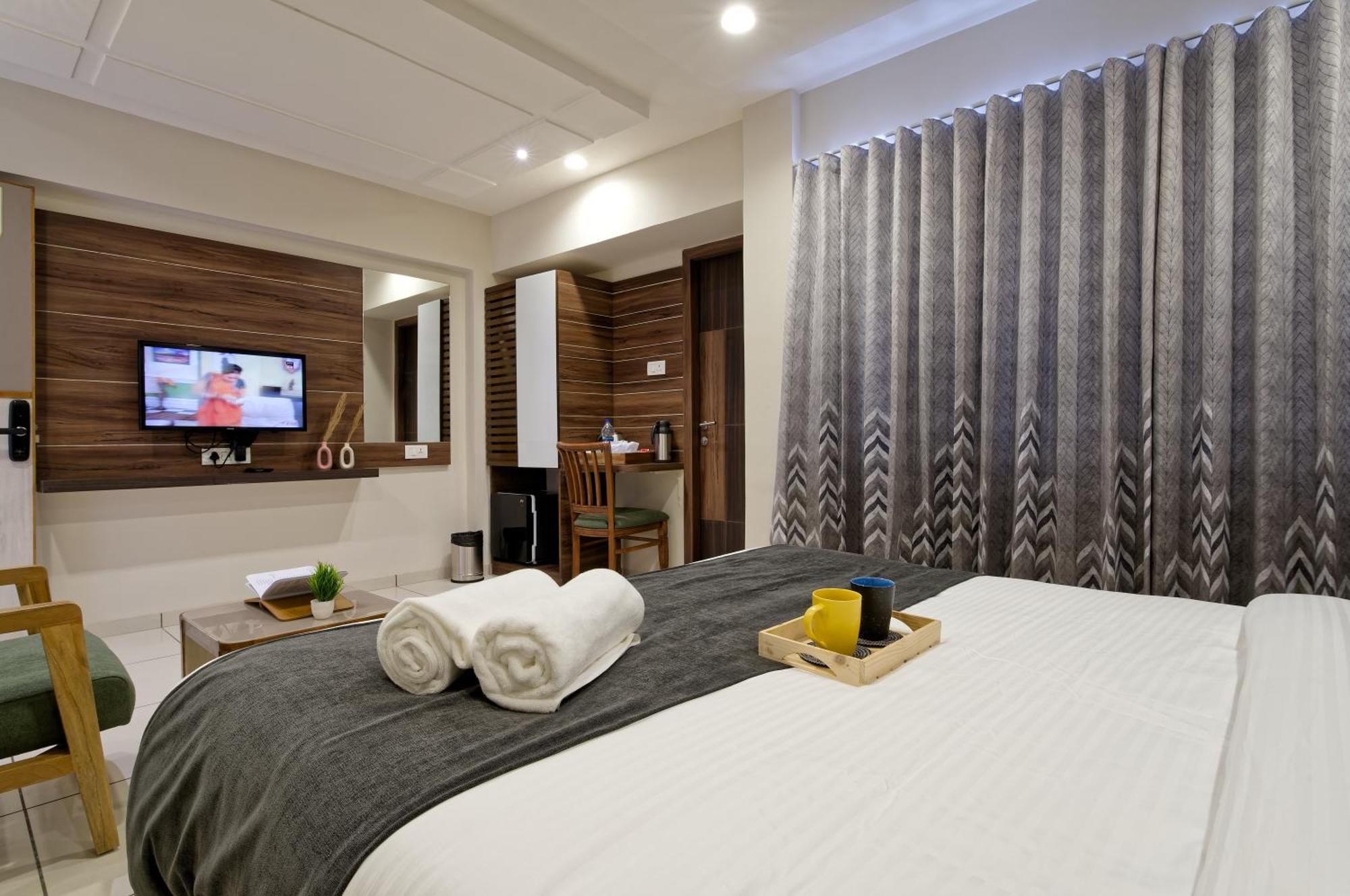 Exora Inn Ahmedabad Luaran gambar