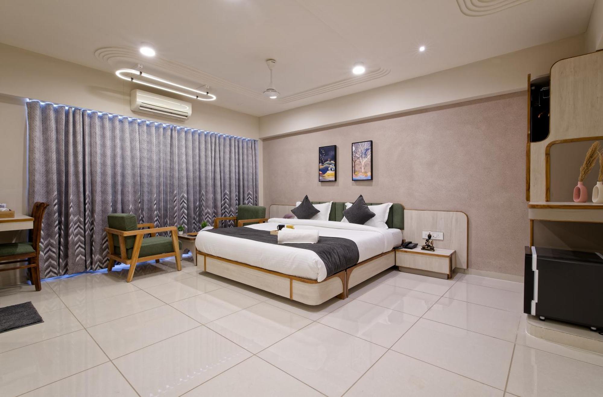 Exora Inn Ahmedabad Luaran gambar